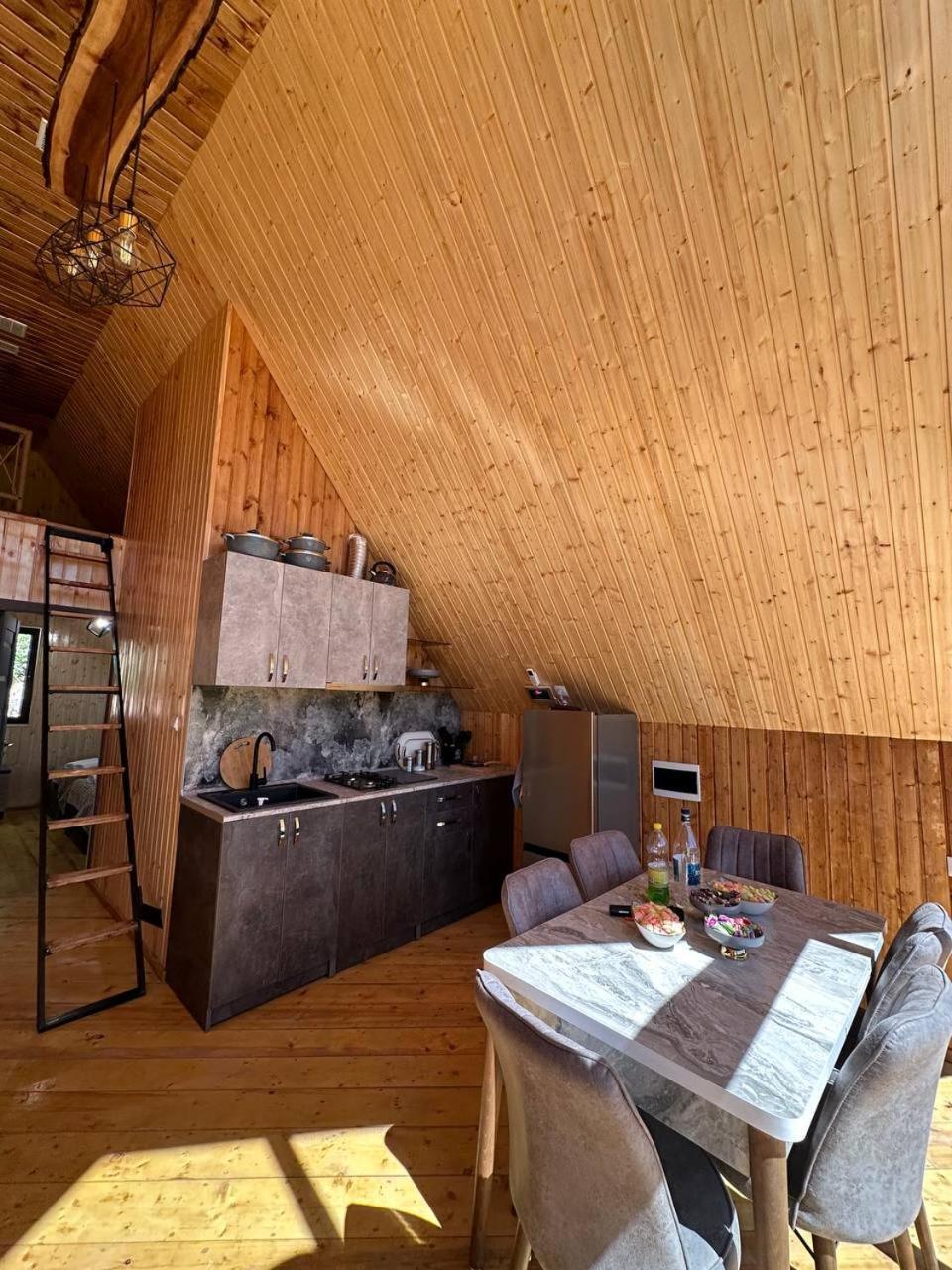 Apartment Triangle House Areni